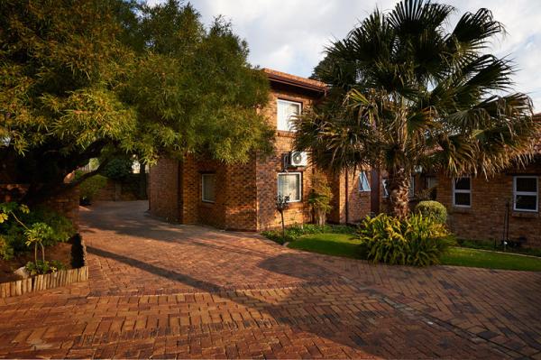 Outside View of 8 Rooms inside Main House