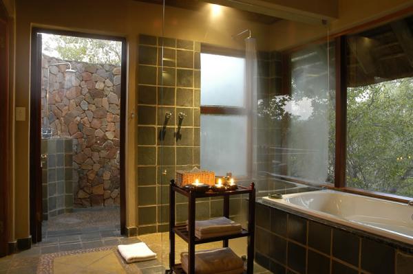 Thornybush Game Lodge