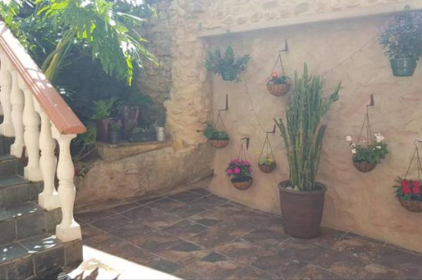 Dieu Del-Amor B&B and Self Catering