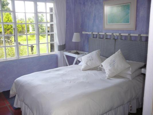 Lavender Cottage bedroom