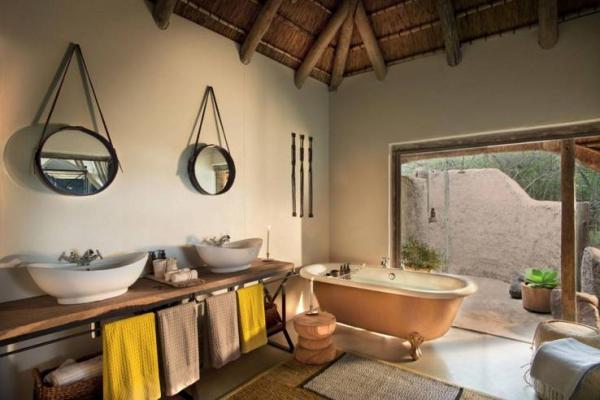 Tanda Tula Safari Camps