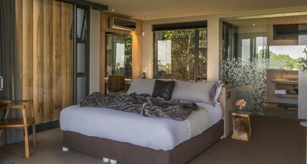 2 Bedroom Villa Double Room with en-suite