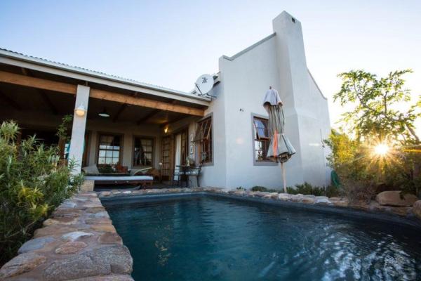 Karoo View Cottages 3 bedroom house private pool