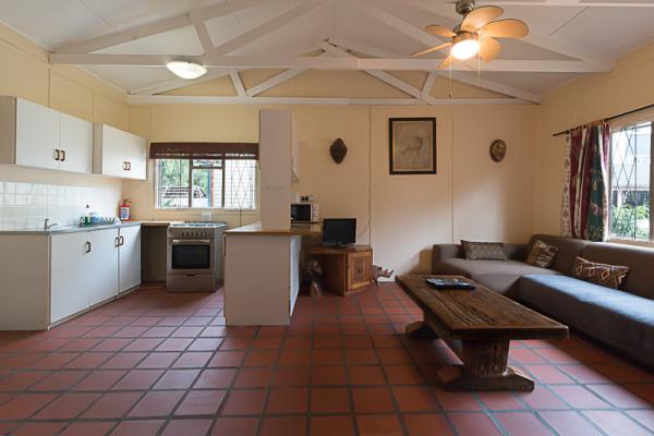 Inyathi Guest Lodge Self Catering