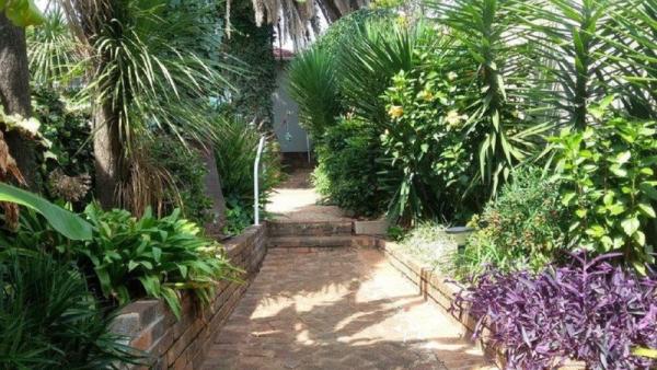 Garden Walkway