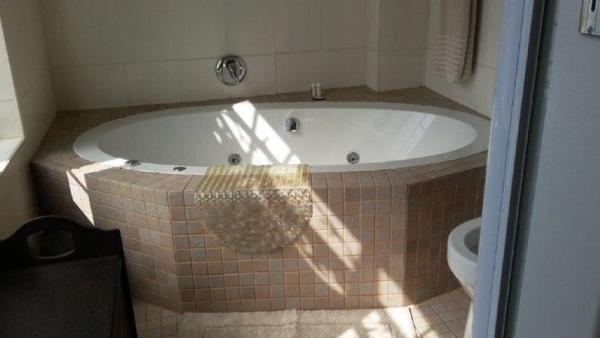 Mbali Spa Bath