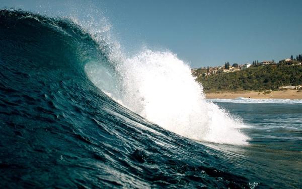 Ansteys beach 2km from guest house surfers paradise