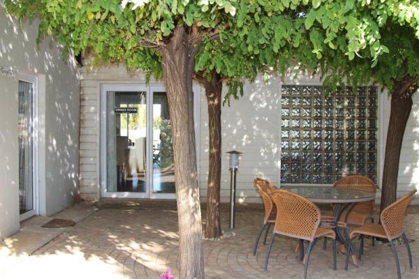 Dining Room Entrance