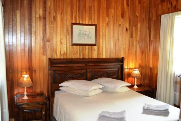 One bedroom Log Cabin