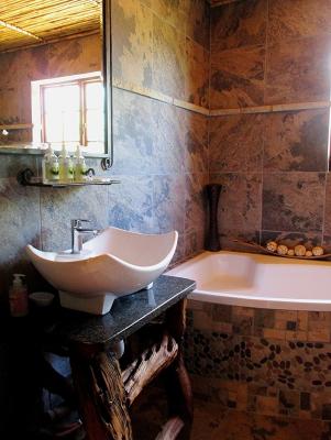 En-suite Bathroom of Family Room 7