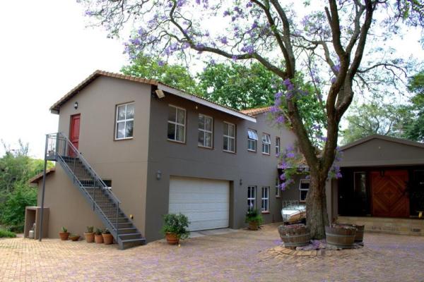 Outside staircase and driveway area