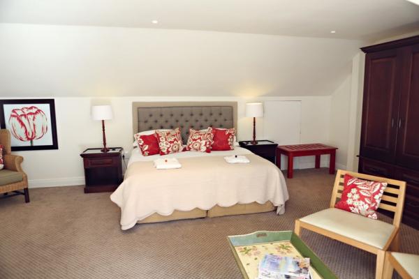 Room image 1